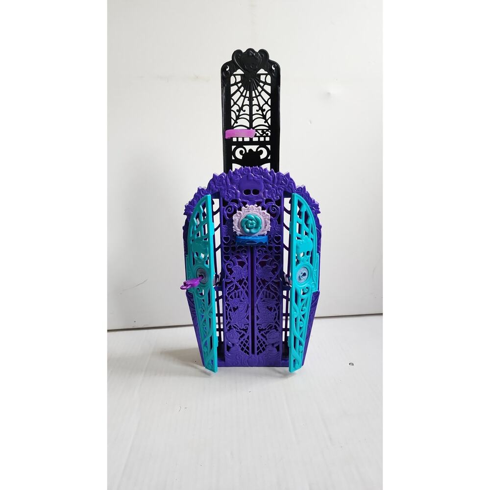 Monster High Skulltimate Secrets Garden Mysteries Twyla With Key